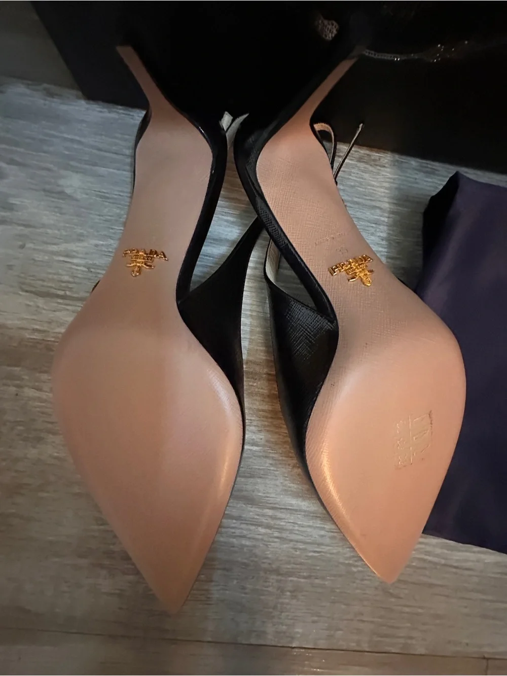 Prada Milano Womens Black Patent Leather Pointed Toe Slingback Heels Size 39